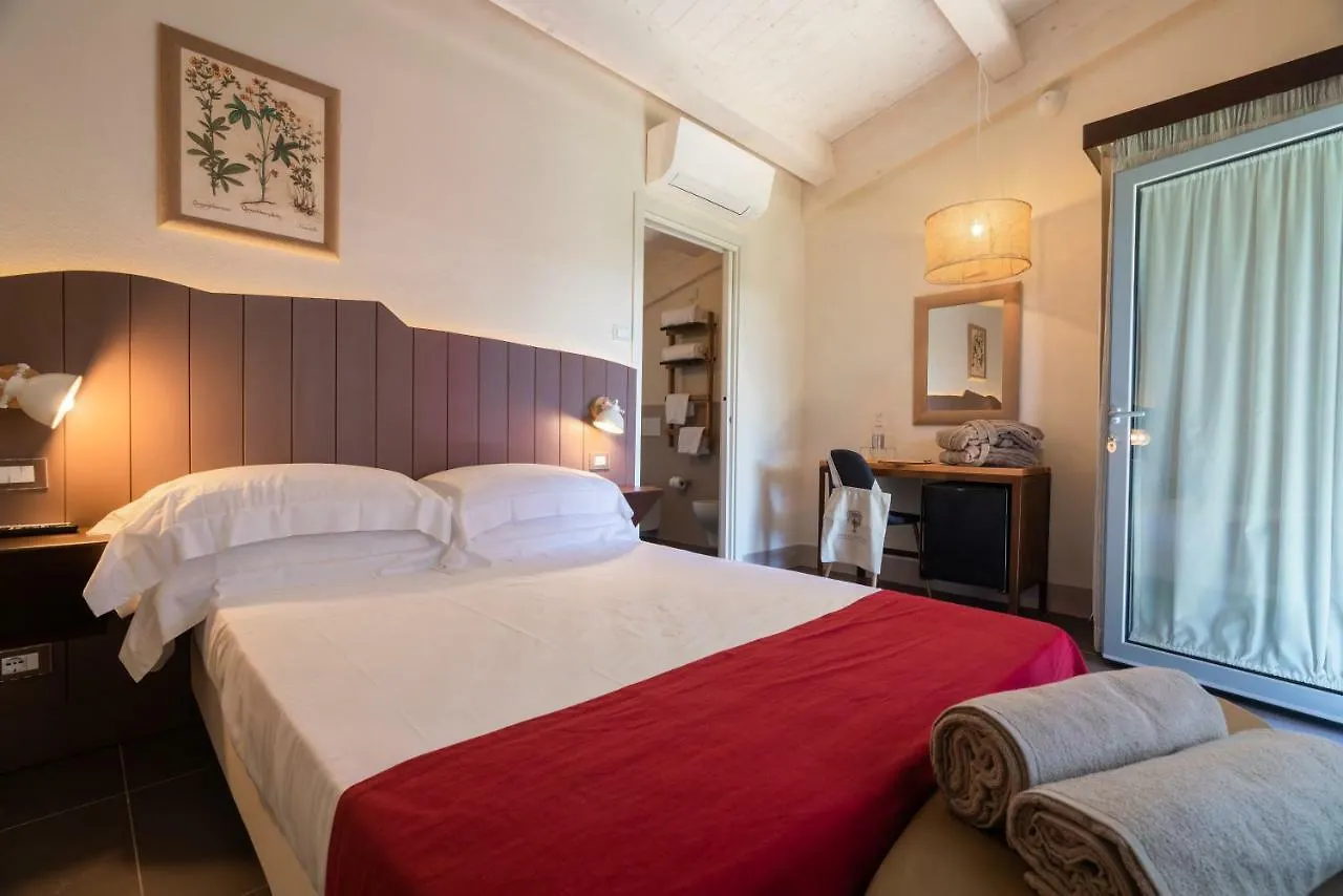 Podere Maremma Spa & Ristorante Orbetello 0*,
